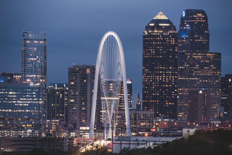 các trường đại học ở dallas texas