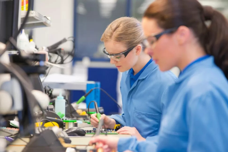  du học Mỹ khối ngành Business STEM