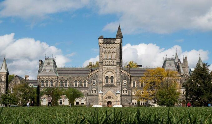 Một góc Đại học Toronto. Ảnh: University of Toronto 2